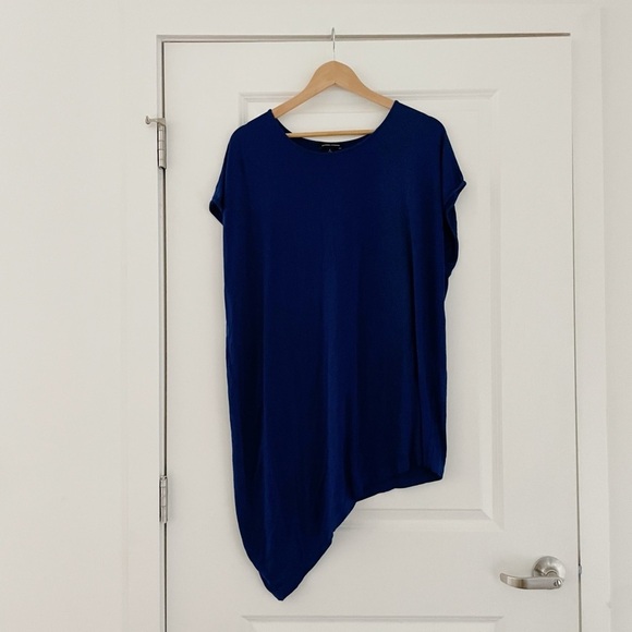 Universal Standard Liquid Jersey Crew Neck Genevette Top True Blue - Picture 3 of 9